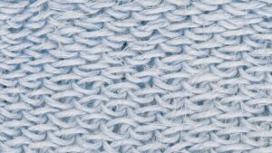 繊維の飛び出たセーター 毛玉 できる 仕組み 繊維 摩擦 静電気